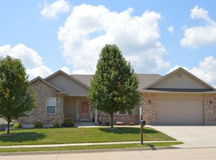 3003 Woods Crossing Dr, Columbia, MO 65202