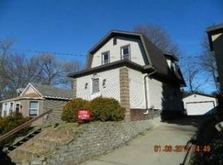 597 Harmony Ave, Rochester, PA 15074