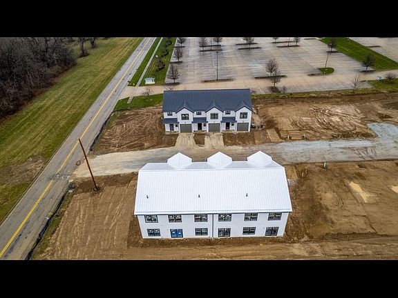 2nd image of 2124 Noble Dr