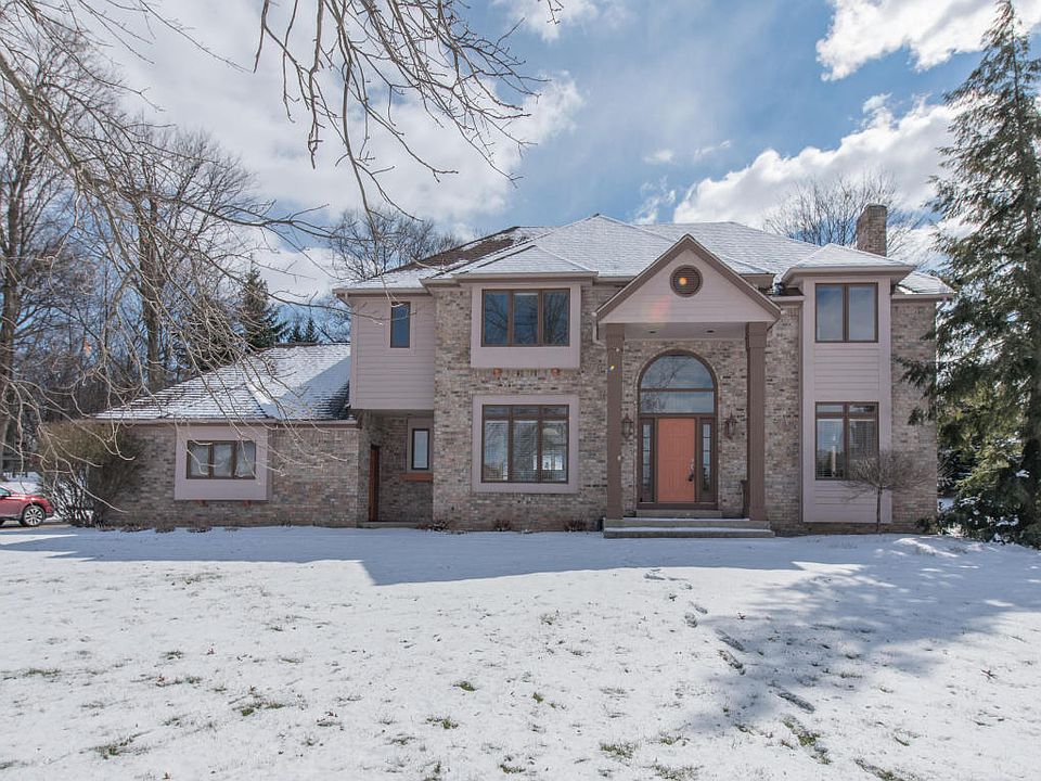 1st image of 6263 Woodhall Ct