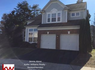 2452 Leyland Ridge Rd, Herndon, VA 20171