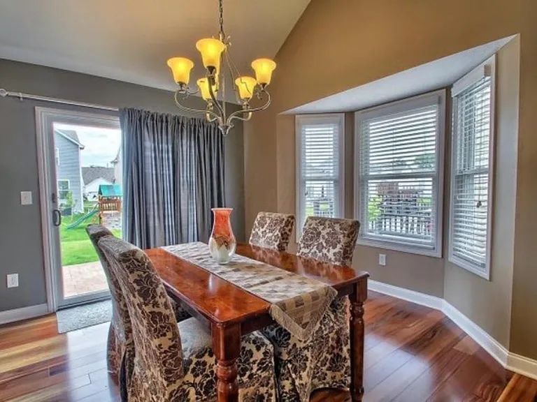 8854 Emerald Hill Dr — Photo 8