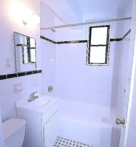 86-61 208th St #1F — Photo 8