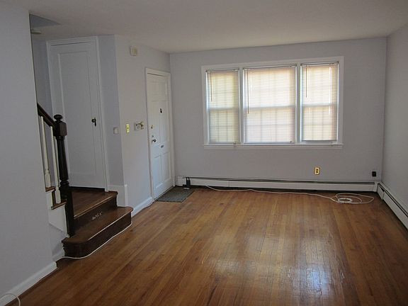 2nd image of 269A Elmwood Ave #269A