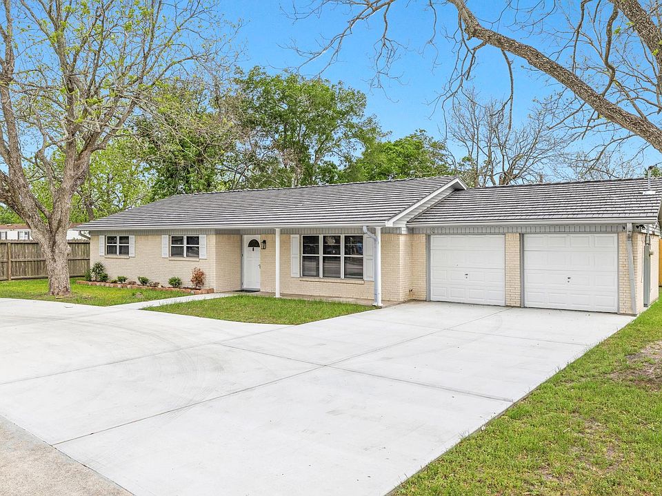 1st image of 202 Massey Tompkins Rd