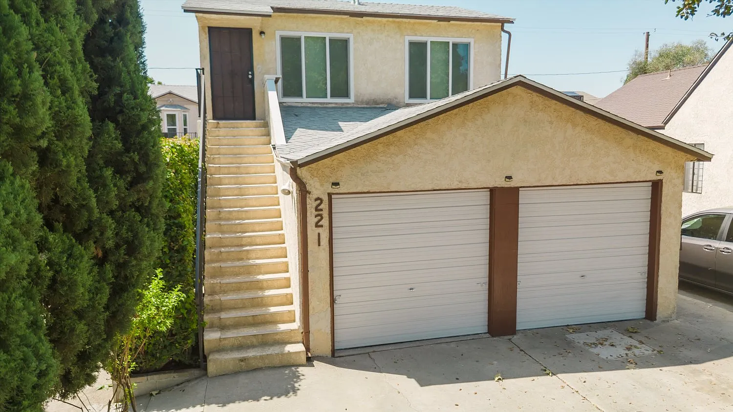 2 bed, 800 sqft, $2,500 — Photo 4