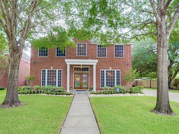 2nd image of 3002 E Elm Cir