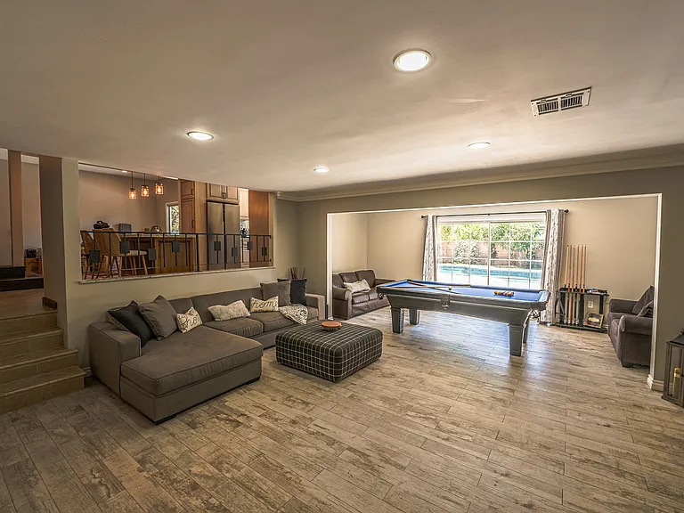 20212 Valerio St — Photo 13