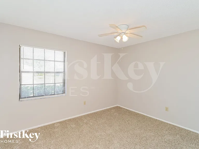 814 Yacolt Rd SE — Photo 13