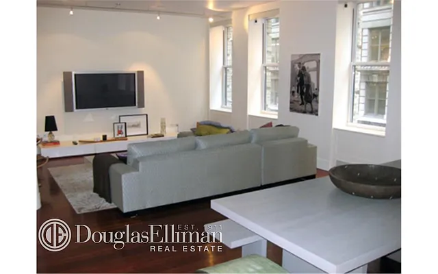 Rented by Douglas Elliman | media 1