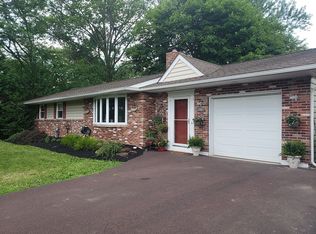 207 W Reliance Rd, Souderton, PA 18964