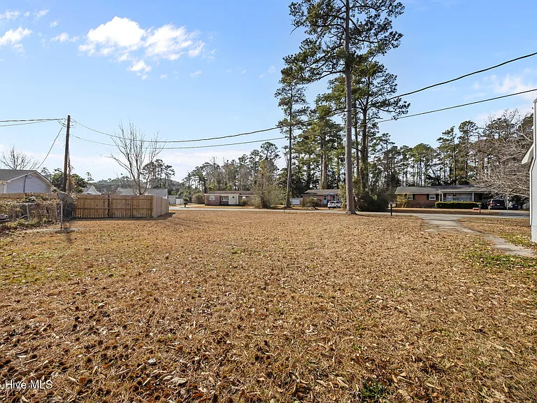 126 Woodland Dr — Photo 30