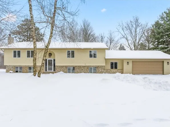 1735 Highway 63, New Richmond, WI 54017
