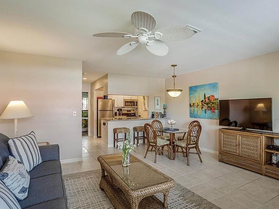5th image of 805 E Gulf Dr #H7