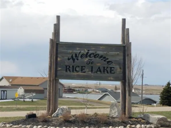 461 N Rice Lake Rd, Douglas, ND 58735