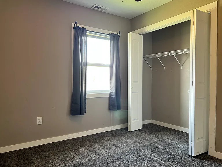 3020 W 14th St — Photo 32