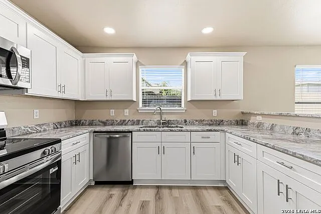 8050 Chisos Oak Dr — Photo 15