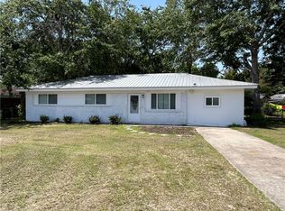 601 Palmetto St, Hinesville, GA 31313