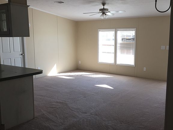 5th image of 331 Thornhill Estates Ct