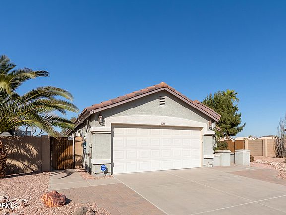 3rd image of 16294 N 159TH Drive