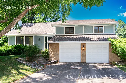 7920 W 113th Ter Photo 1