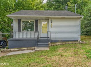 113 Johnson Rd, Oak Ridge, TN 37830