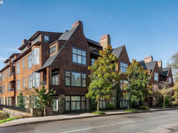 535 2nd St #207, Lake Oswego, OR 97034