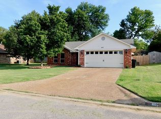 802 Northview Dr, Van Buren, AR 72956