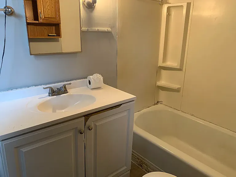 359 Ridgewood Ave #1 — Photo 5
