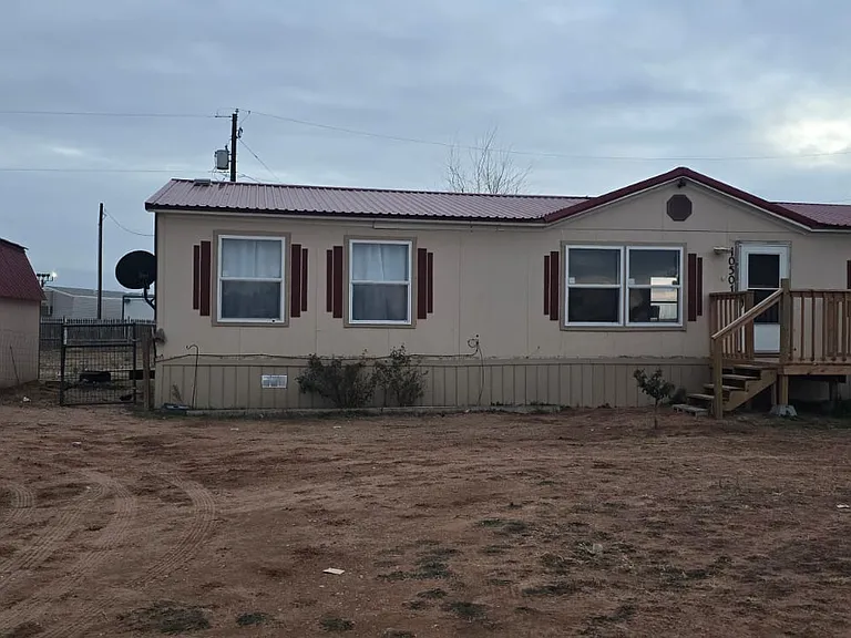 10501 W County Road 145 — Photo 2