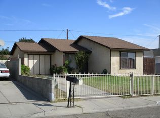 321 Guiberson St, Santa Paula, CA 93060