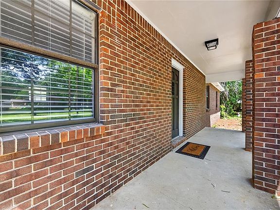 5th image of 5764 Magnolia Rd