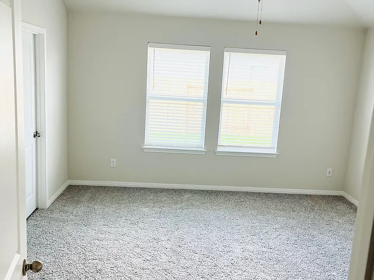 1428 Settlers Glen Dr — Photo 5