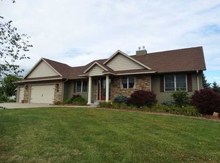 2408 Falcons Cv, Stevens Point, WI 54481