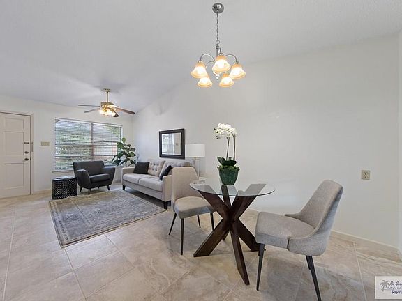 2nd image of 1000 Camelot Dr Unit 6075