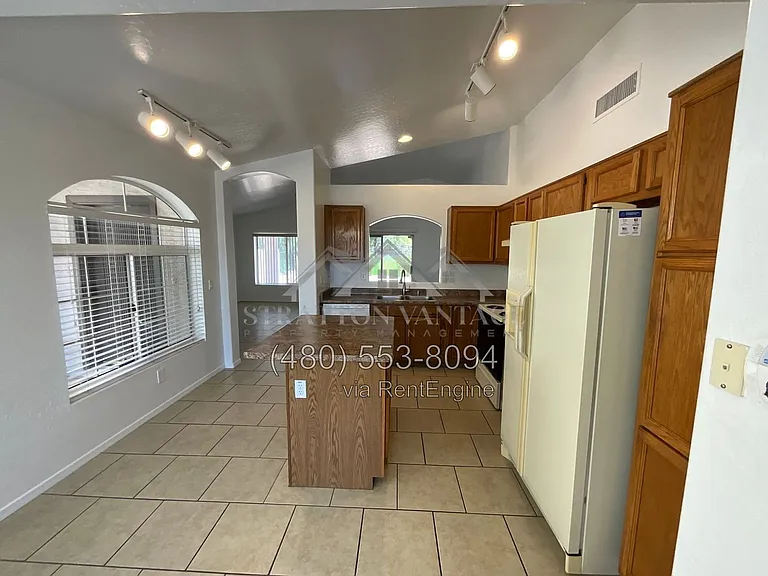 1619 W San Remo St — Photo 14