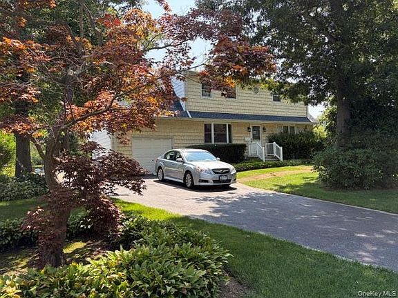 3rd image of 21 Purdy Avenue