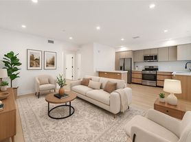 7510 Sepulveda Blvd