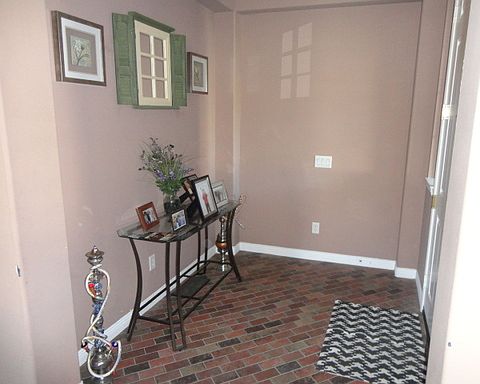 3rd image of 28469 Bruning St