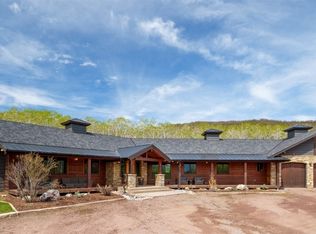 26000 Deerwood Ln, Oak Creek, CO 80467
