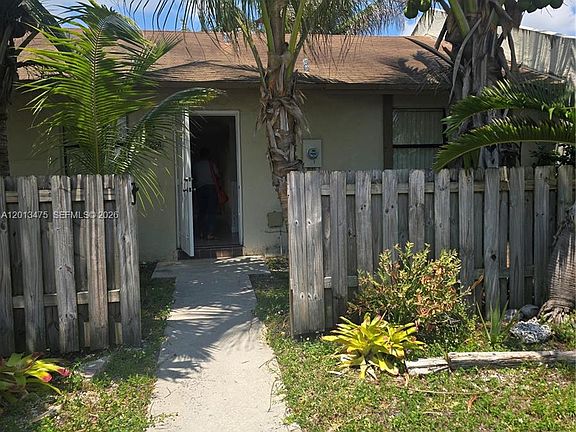 2nd image of 1630 Sandpiper Blvd