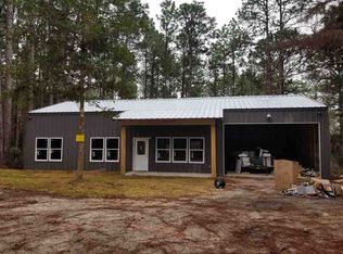 171 Tobacco Rd, Brookeland, TX 75931