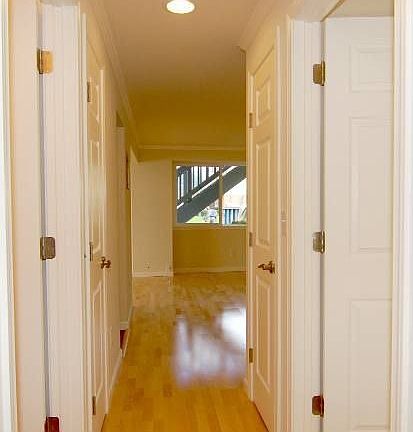 5th image of 415 Healy Ave S #122