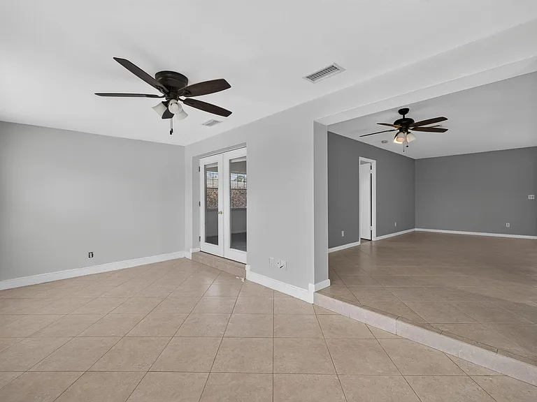 416 SE Naranja Ave — Photo 13