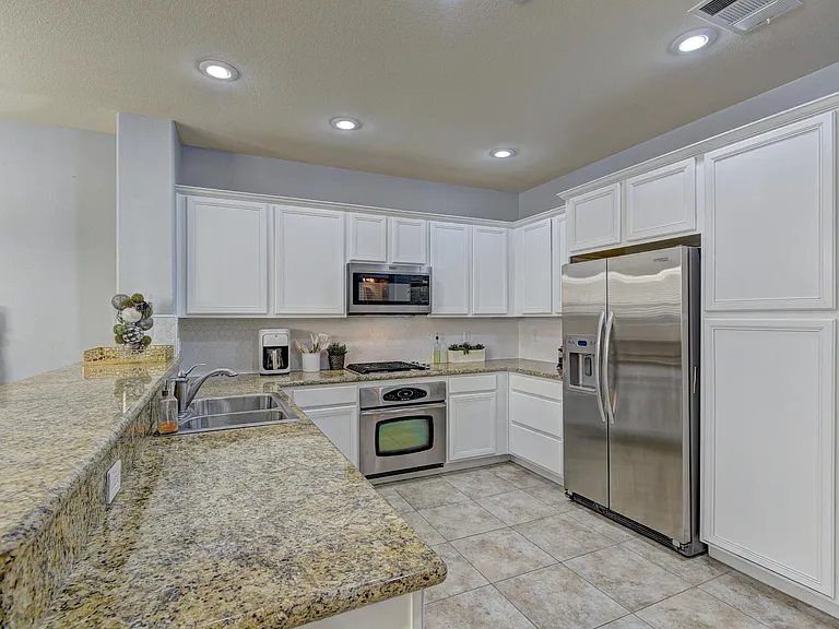 11386 Belmont Lake Dr #104 — Photo 6