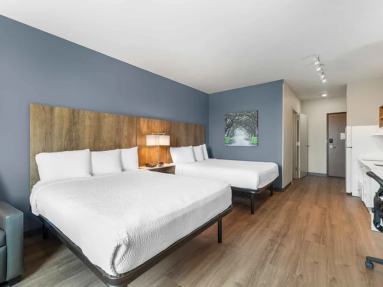 Studio Suite - 2 Queen Beds