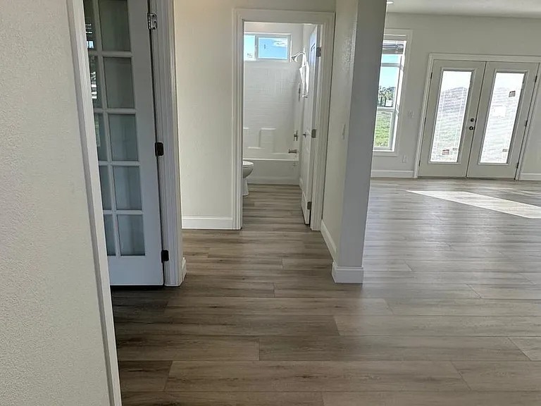 30665 Santa Fe St — Photo 14