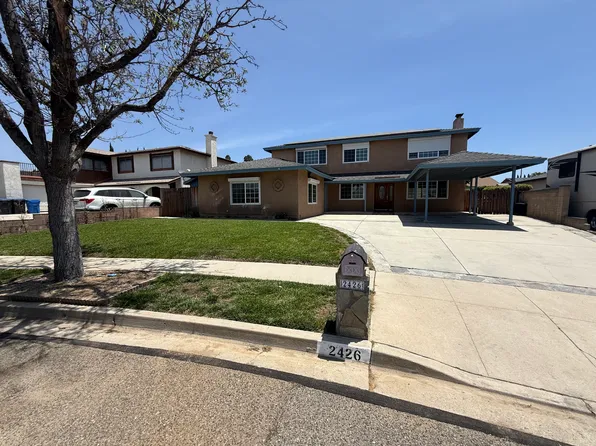 2426 N Hawk St, Simi Valley, CA 93065