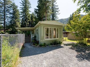6123 Hawthorne Pl, Maple Falls, WA