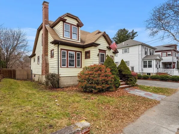 6 Abington Ave, Peabody, MA 01960
